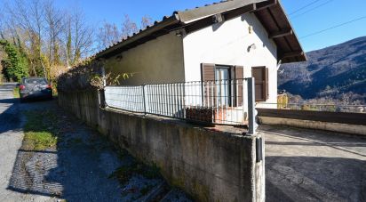 Casa indipendente / Villa 6 locali di 150 m² in Murialdo (17013)