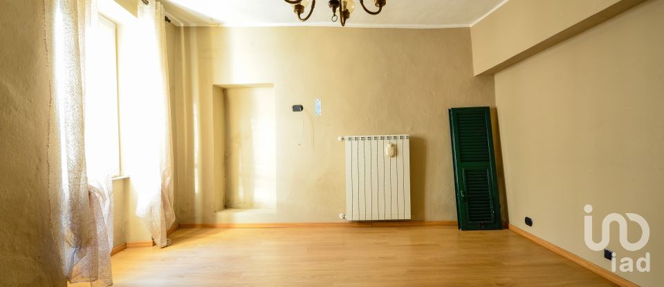 Appartamento 5 locali di 92 m² a Millesimo (17017)