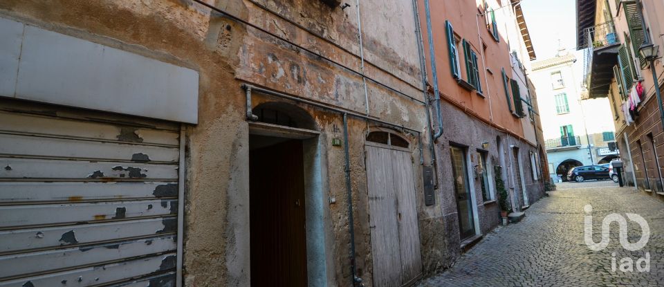 Appartamento 5 locali di 92 m² a Millesimo (17017)