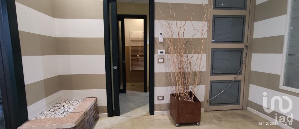 Laboratorio di 9 m² in Desenzano del Garda (25010)