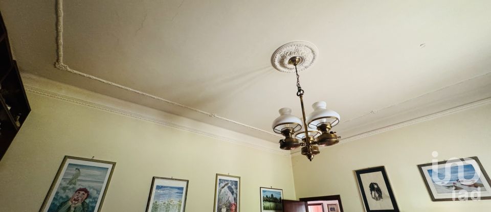 Farm 8 rooms of 180 m² in San Benedetto del Tronto (63074)