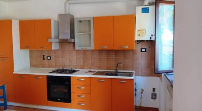 Three-room apartment of 64 m² in Treia (62010)