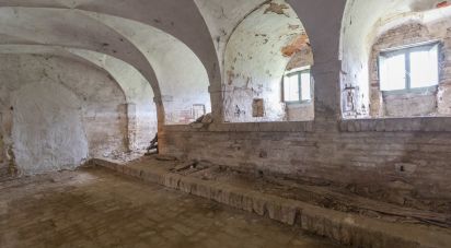 Country home 35 rooms of 1,006 m² in Osimo (60027)