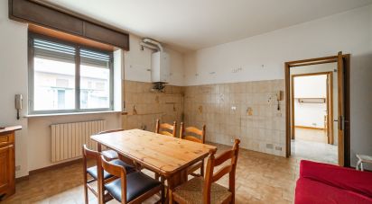 Casale 8 locali di 375 m² in Rovello Porro (22070)