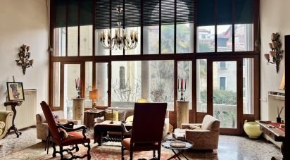 Appartamento 9 locali di 398 m² a Venezia (30122)