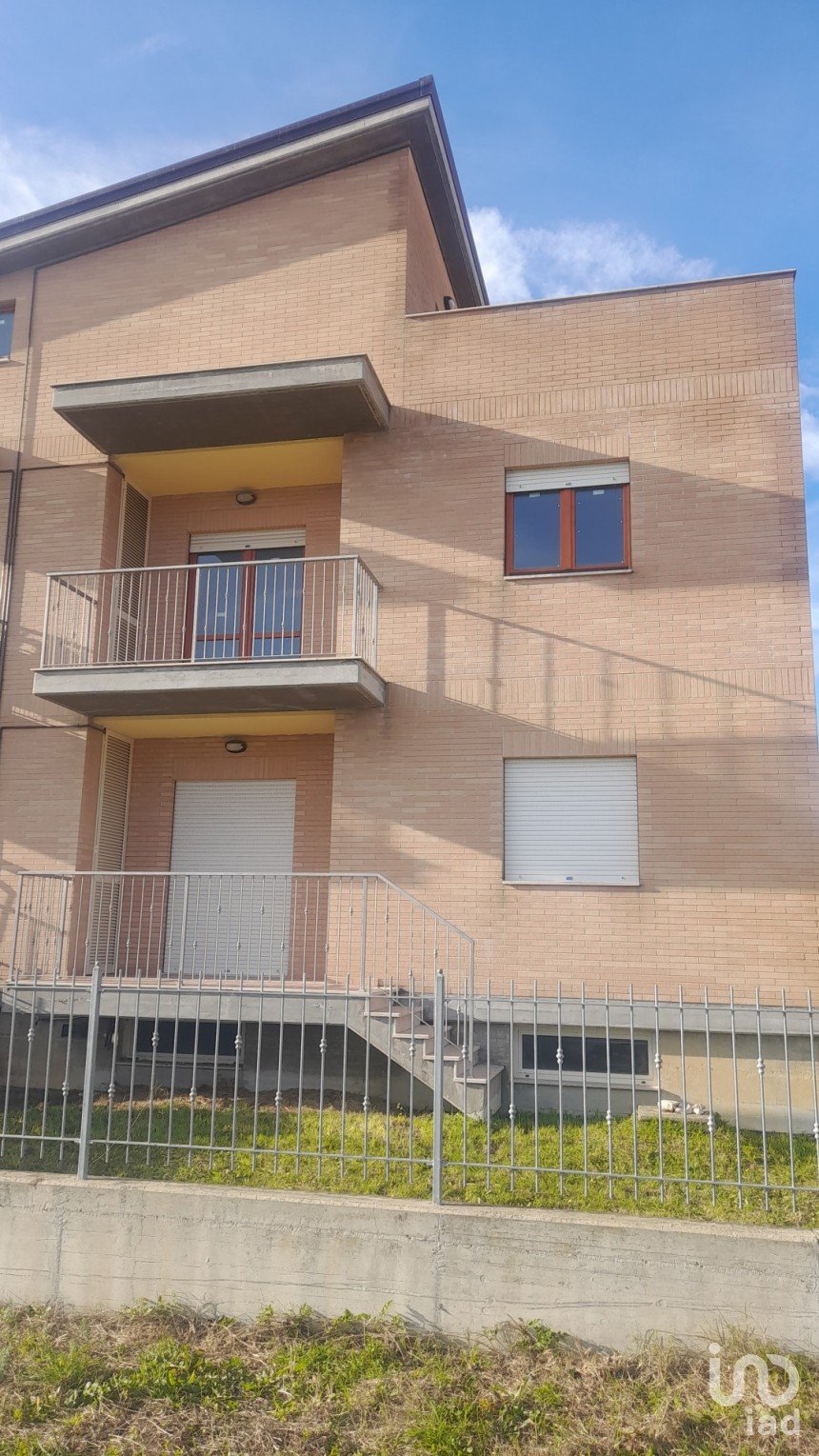 Apartment 7 rooms of 97 m² in Bellante (64020)