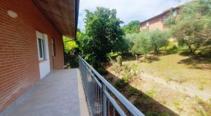 Appartamento 6 locali di 169 m² a Recanati (62019)