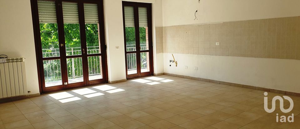 Appartamento 6 locali di 169 m² a Recanati (62019)