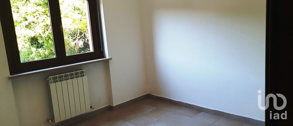 Appartamento 6 locali di 169 m² a Recanati (62019)