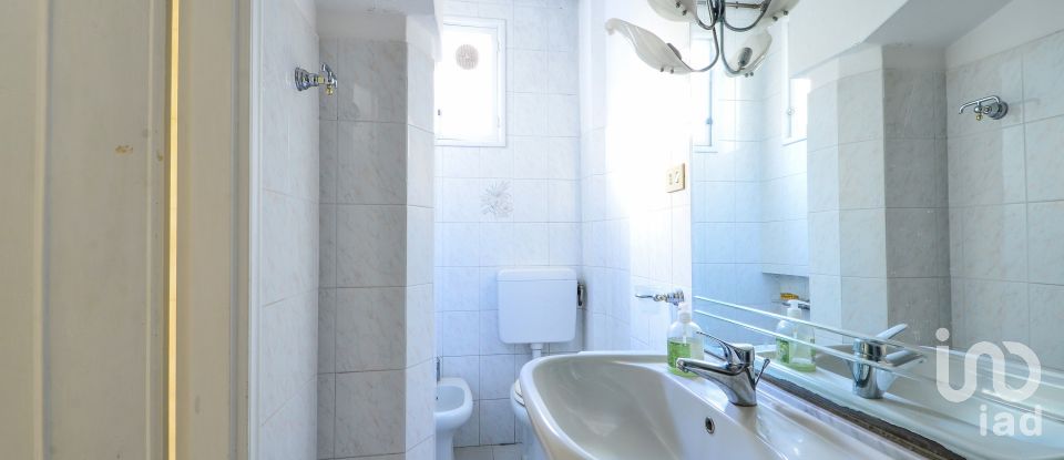 Appartamento 6 locali di 135 m² a Savona (17100)