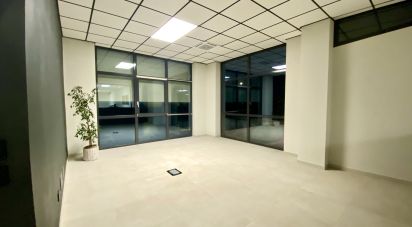 Negozio / locale commerciale di 380 m² in Volta Mantovana (46049)