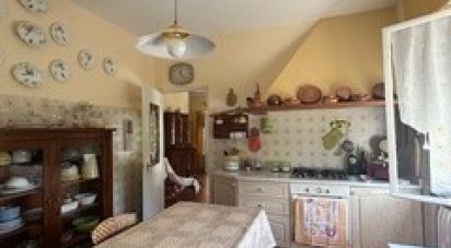 Casa indipendente / Villa 13 locali di 200 m² in Carro (19012)