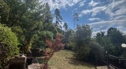 Casa indipendente / Villa 13 locali di 200 m² in Carro (19012)