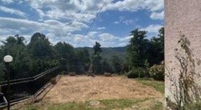 Casa indipendente / Villa 13 locali di 200 m² in Carro (19012)