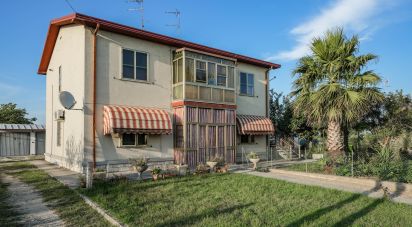 Casa indipendente / Villa 5 locali di 173 m² in Codigoro (44021)