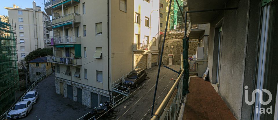 Trilocale di 80 m² a Genova (16134)