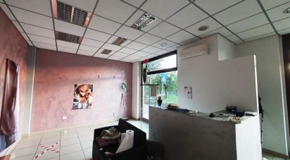 Shop / premises commercial of 60 m² in Castelfidardo (60022)