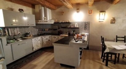 Casa di paese 7 locali di 222 m² in Cumiana (10040)