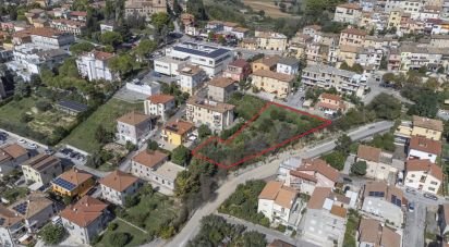 Terreno di 1.700 m² in Castelfidardo (60022)