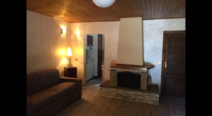 Casa indipendente / Villa 7 locali di 60 m² in Campotosto (67013)