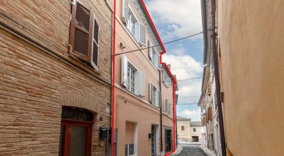 Casa indipendente / Villa 7 locali di 130 m² in Corridonia (62014)