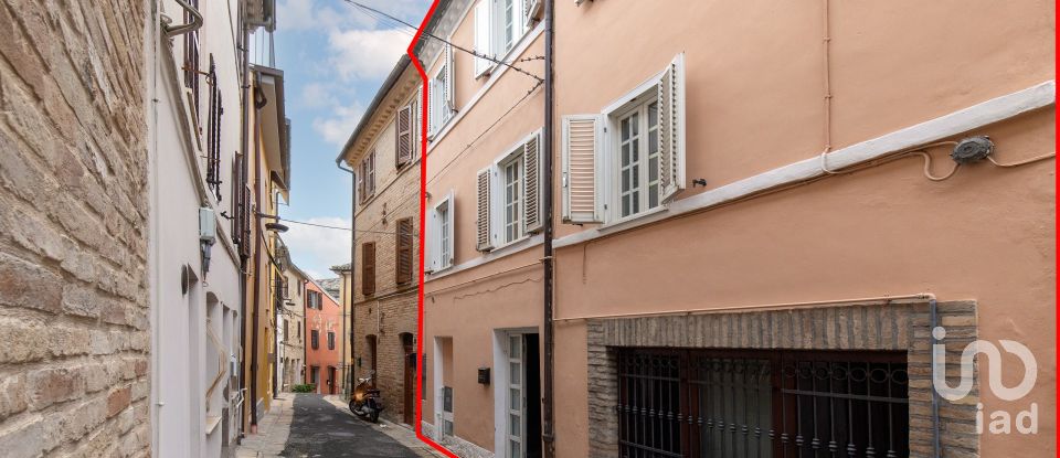 House 7 rooms of 130 m² in Corridonia (62014)