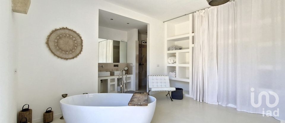 Casale 8 locali di 222 m² in Manduria (74024)