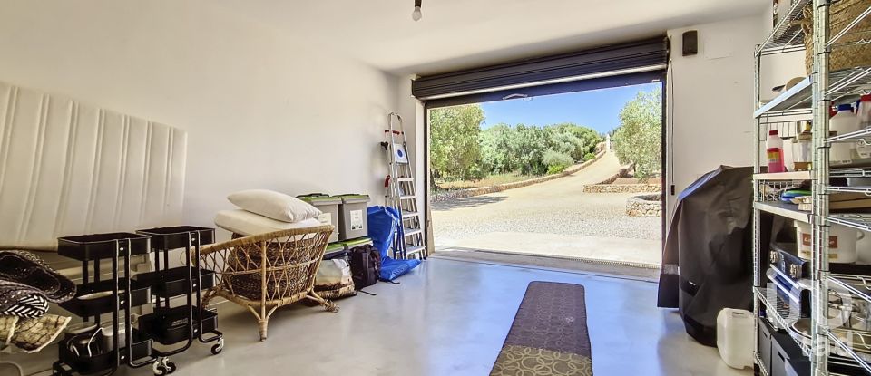 Casale 8 locali di 222 m² in Manduria (74024)