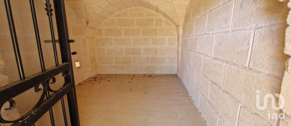 Casale 8 locali di 222 m² in Manduria (74024)