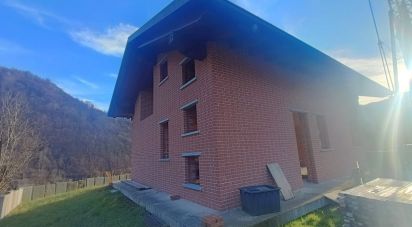 Casa indipendente 5 locali di 200 m² in Mezzenile (10070)