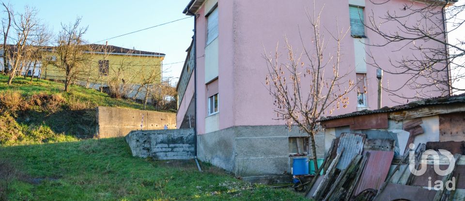 Appartamento 5 locali di 110 m² a Cairo Montenotte (17014)