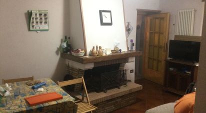 Three-room apartment of 97 m² in Soriano nel Cimino (01038)