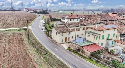 Casa indipendente / Villa 4 locali di 109 m² in Lonato del Garda (25017)