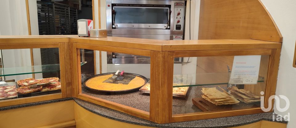 Bakery of 167 m² in Genova (16151)