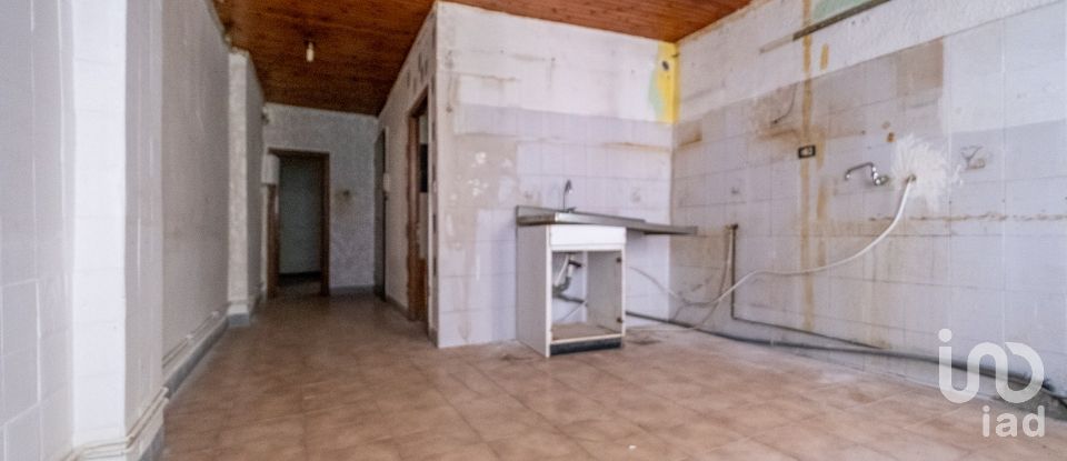 Bilocale di 47 m² a Genova (16158)