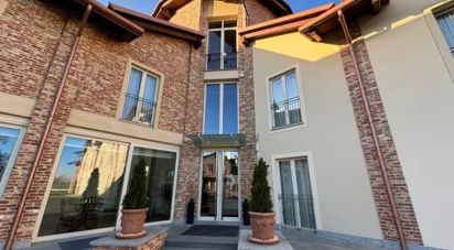 Hotel-restaurant of 3,290 m² in Riva presso Chieri (10020)