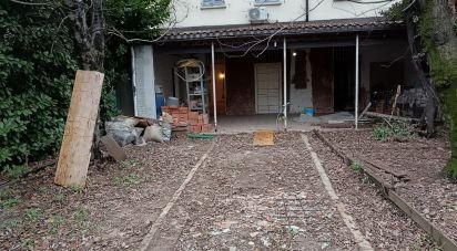 Negozio / locale commerciale di 253 m² in Milano (20126)