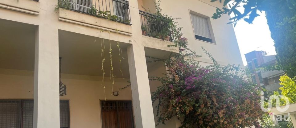 House 10 rooms of 600 m² in Pescara (65124)