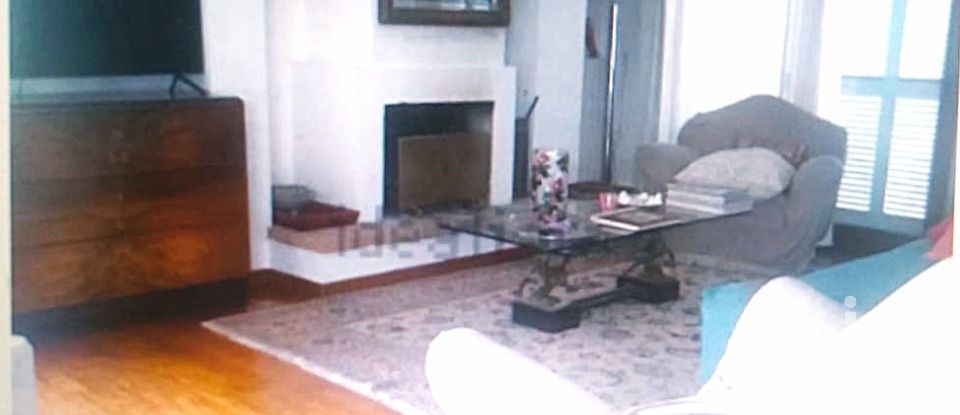 House 10 rooms of 600 m² in Pescara (65124)