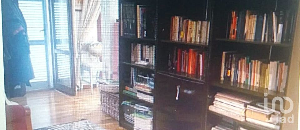 House 10 rooms of 600 m² in Pescara (65124)