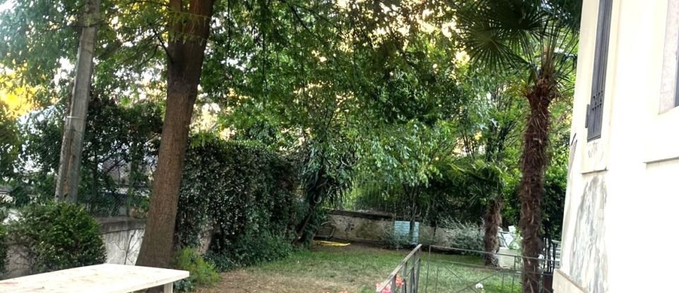 House 10 rooms of 600 m² in Pescara (65124)