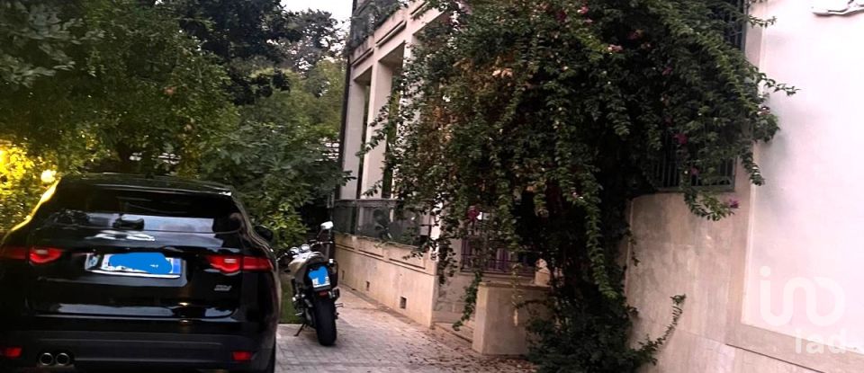 House 10 rooms of 600 m² in Pescara (65124)