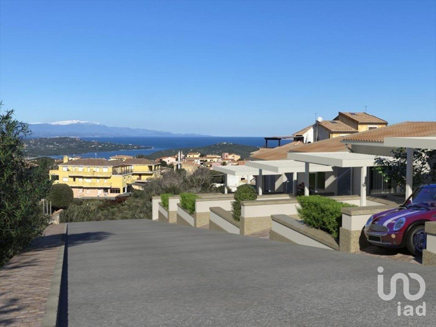 Casa indipendente 3 locali di 93 m² in Santa Teresa Gallura (07028)