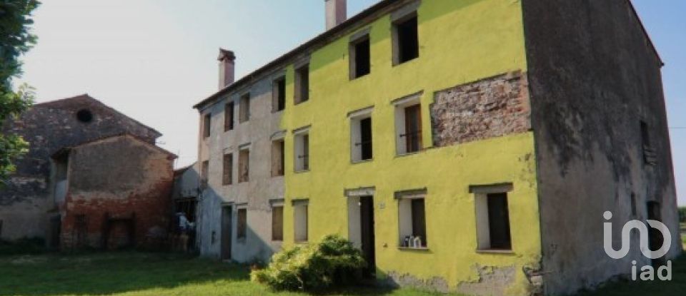 Rustico 9 locali di 783 m² in Lozzo Atestino (35034)