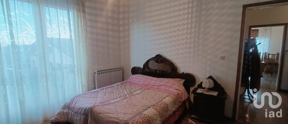 House 6 rooms of 230 m² in Cafasse (10070)