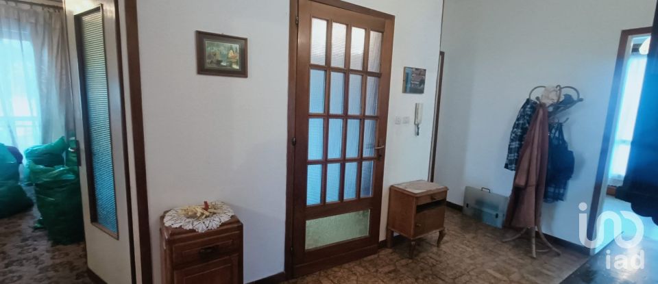 House 6 rooms of 230 m² in Cafasse (10070)