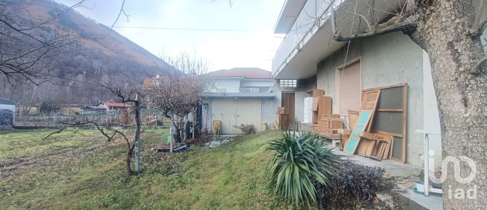 House 6 rooms of 230 m² in Cafasse (10070)