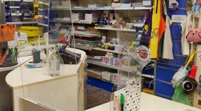 Negozio / locale commerciale di 70 m² in Cogoleto (16016)