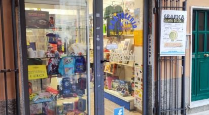 Negozio / locale commerciale di 70 m² in Cogoleto (16016)