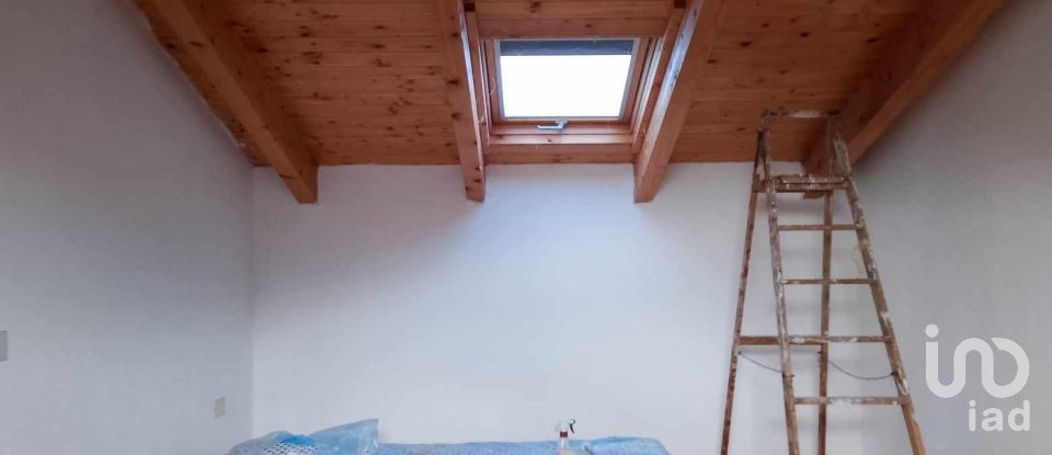 House 6 rooms of 140 m² in Visone (15010)